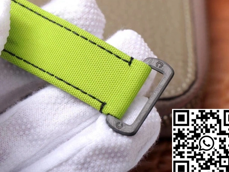 Cosmos Exploded Dragon Chronograph Edition Dial Rolex Daytona Green Carbon Fiber 0404